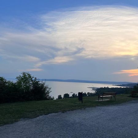 Balatonakarattya Magaspart Kültér fotó