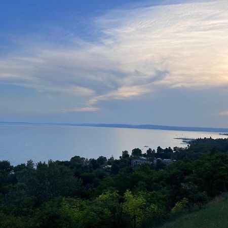 Balatonakarattya Magaspart Kültér fotó
